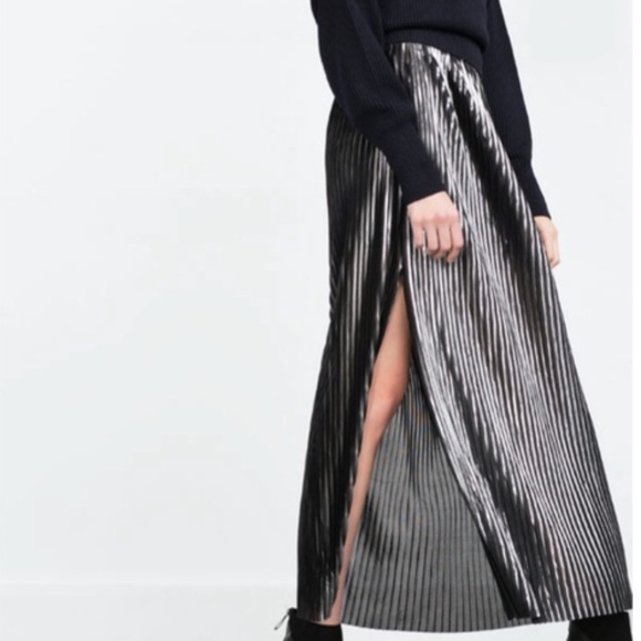 Zara Dresses & Skirts - ZARA SHIMMER MAXI SKIRT